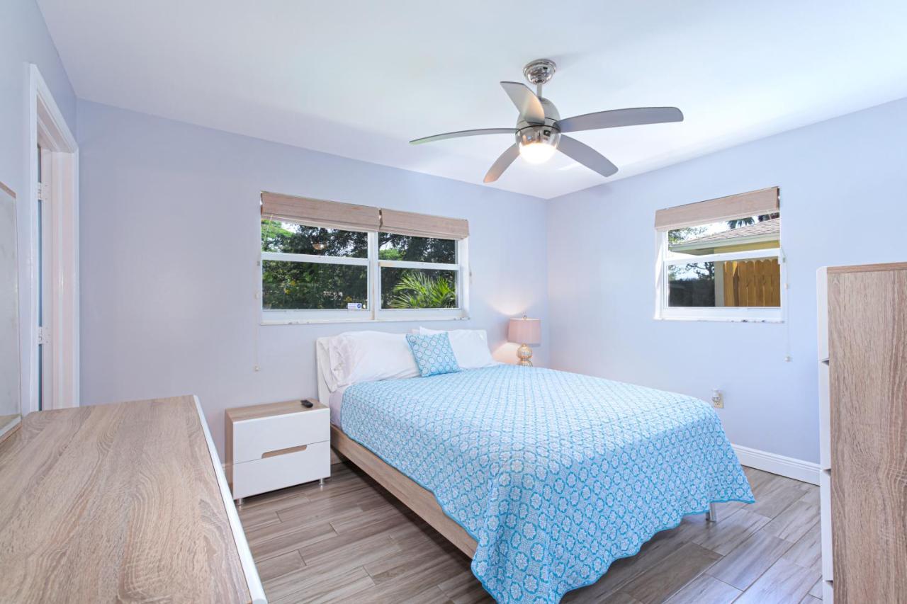 Beautiful Home With Pool And Outdoor Space 웨스트 팜 비치 외부 사진