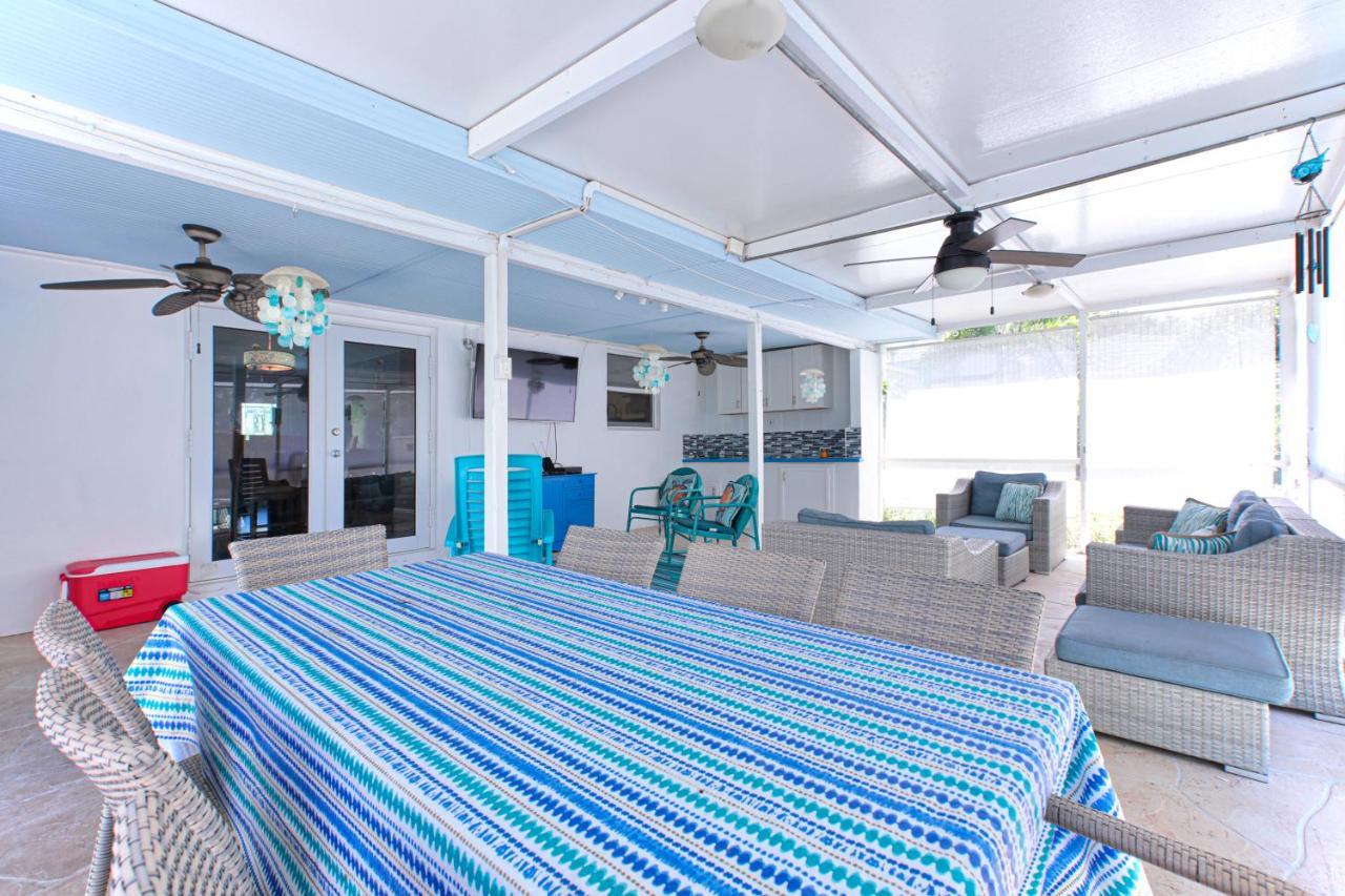 Beautiful Home With Pool And Outdoor Space 웨스트 팜 비치 외부 사진